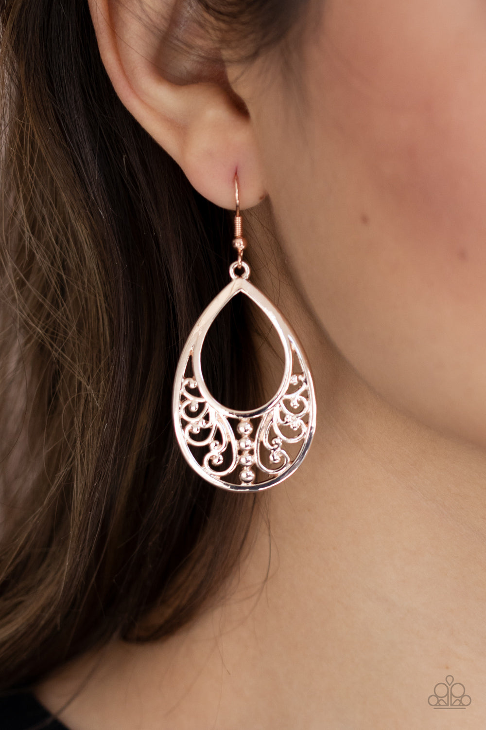 Briolette Golden Beryl Drop Earrings with Leaf Motif in 18K Yellow Gold